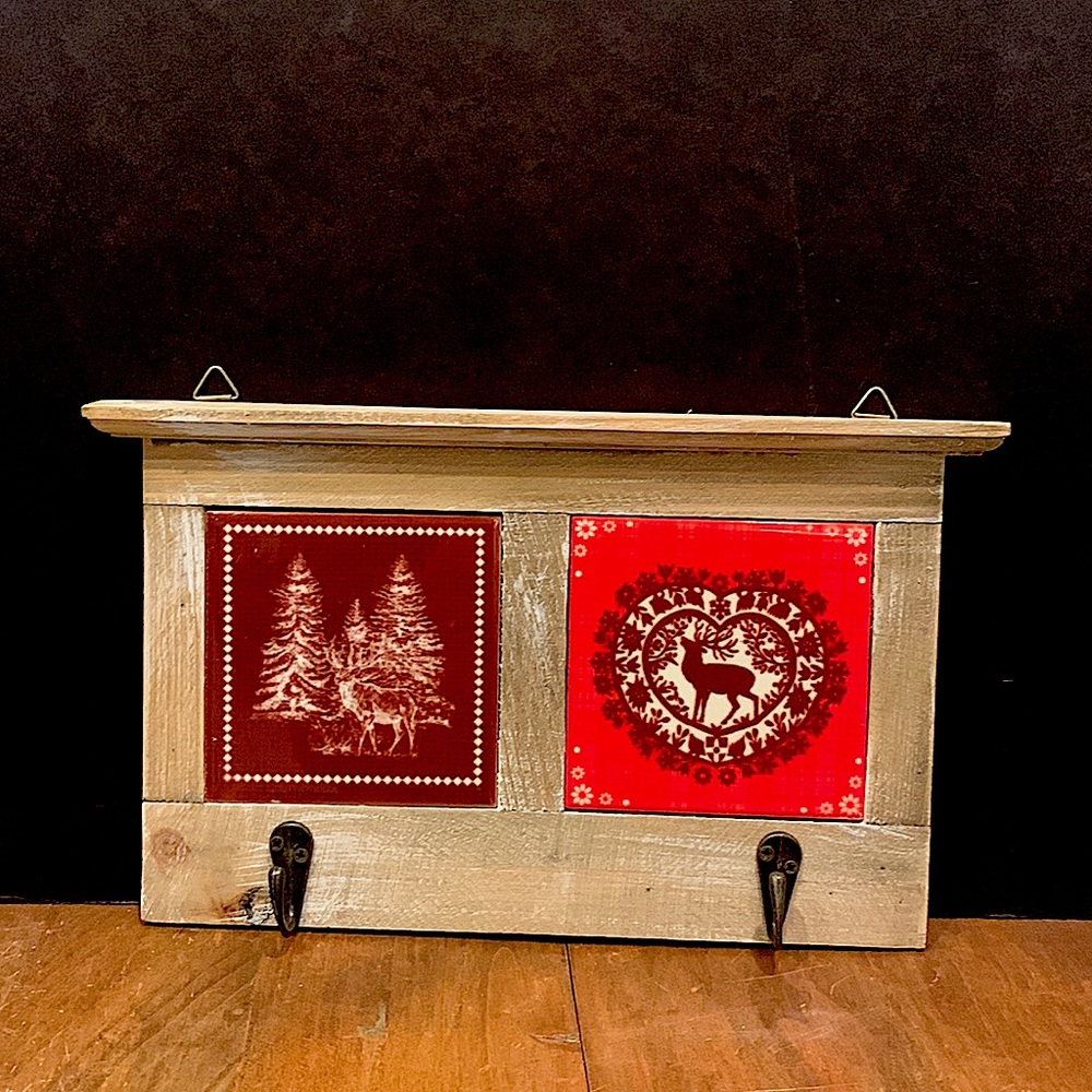 Christmas Tile Key Hanger